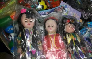 В Таджикистан запретили ввозить куклы в хиджабе