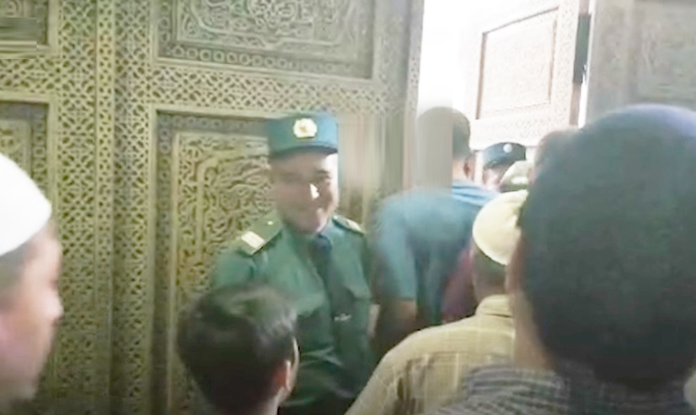 Узбекистан: детей не пустили в мечеть