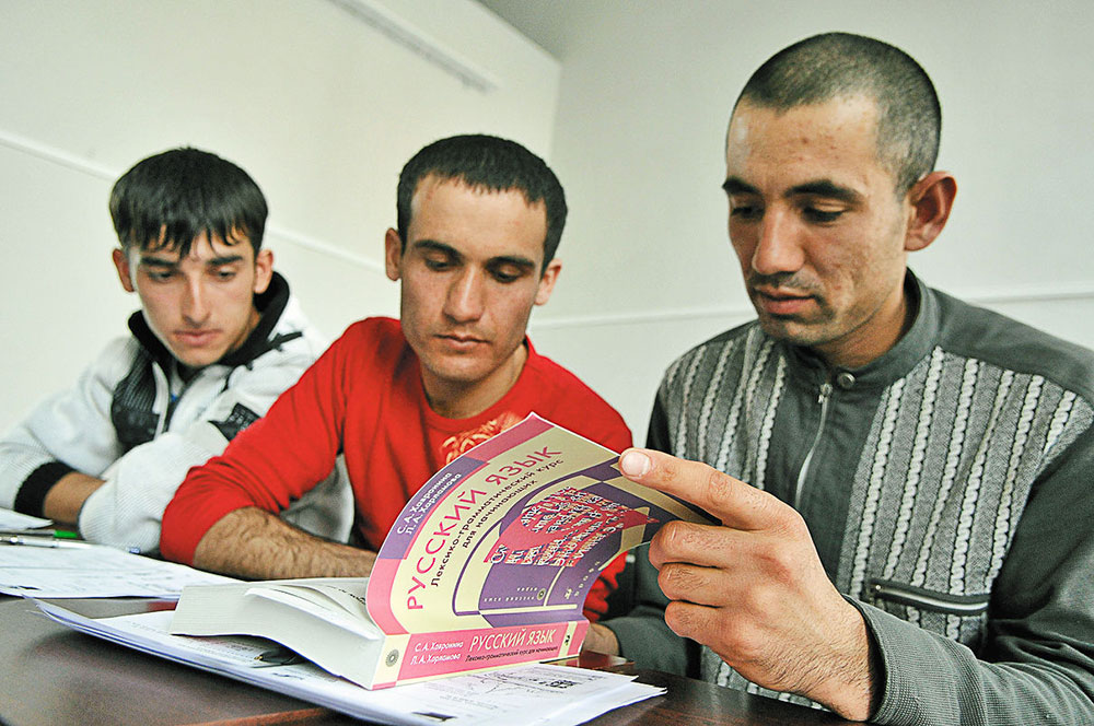 “Утечка мозгов” из Таджикистана - угроза для страны