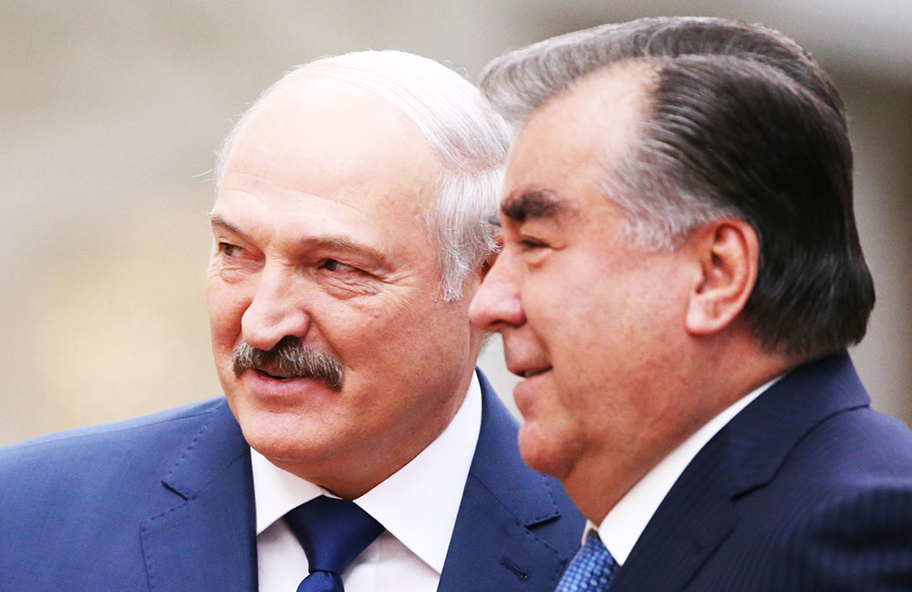 Рахмон поддержал Лукашенко