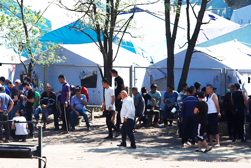 Россия: узбекистанец умер в палаточном лагере