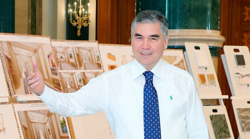 Туркменистан: покупать книги президента обязательно
