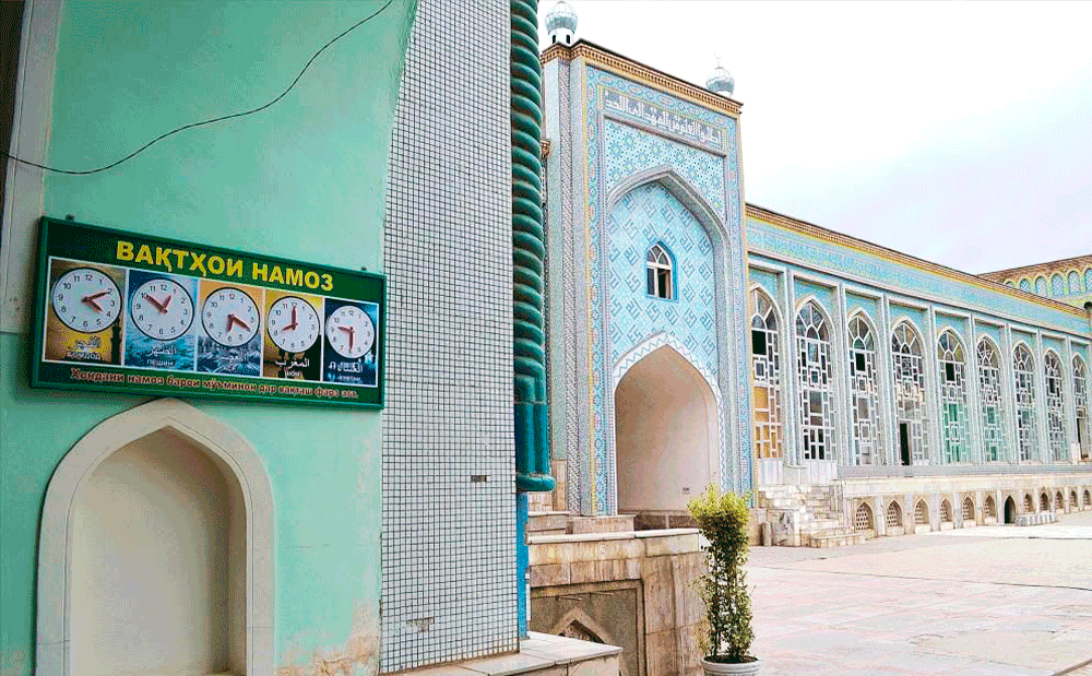 С 1 февраля в Таджикистане откроются мечети