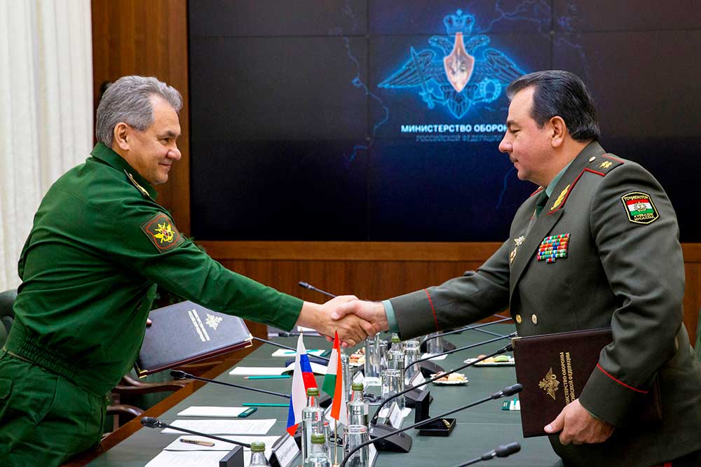 Россия усиливает военное присутствия  в Таджикистане