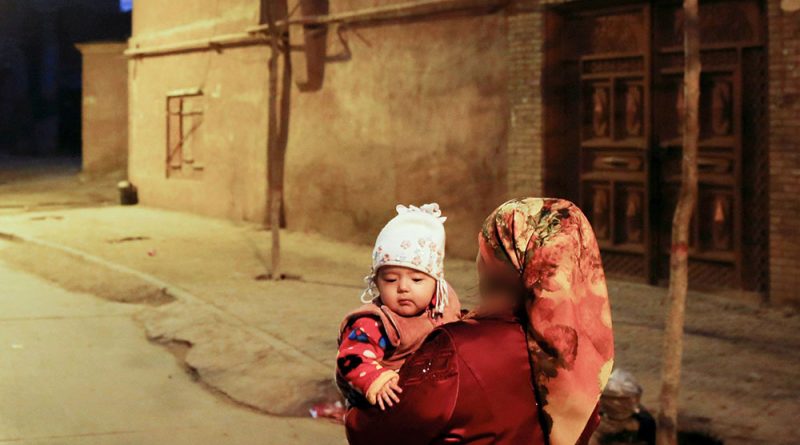 Снижение рождаемости в Восточном Туркестане
