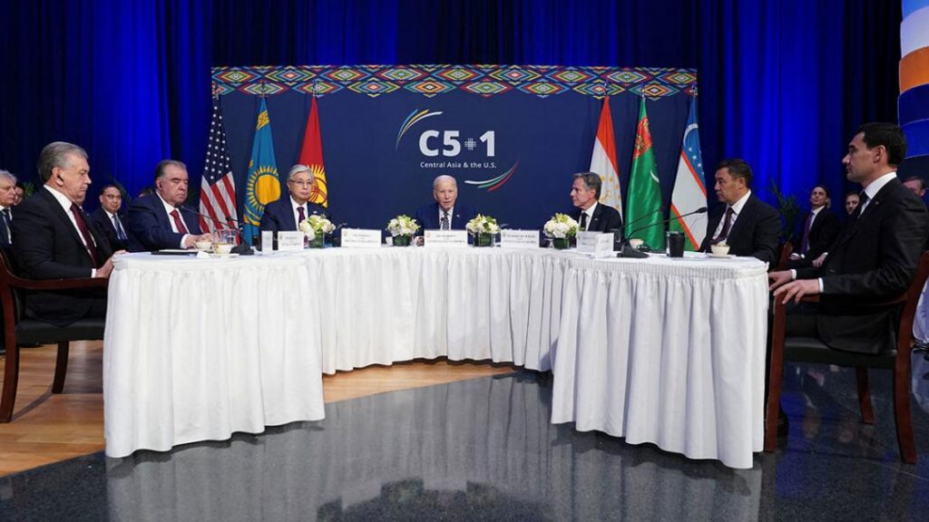 Запад снова дружит с режимами стран Центральной Азии