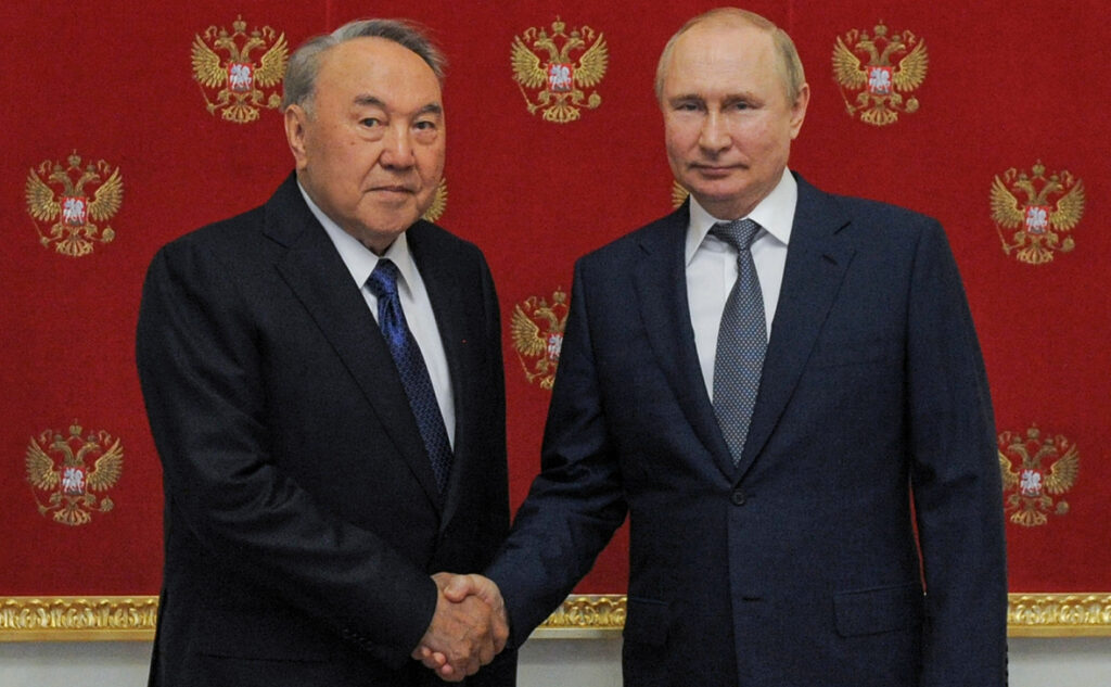 Назарбаев: за “ярлыком” в Москву
